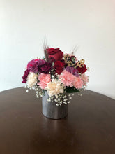 Load image into Gallery viewer, Luvly Bouquet
