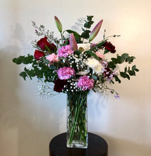 Load image into Gallery viewer, Sweetpea Bouquet
