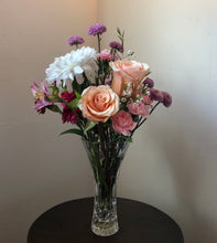 Load image into Gallery viewer, Customized Bouquet
